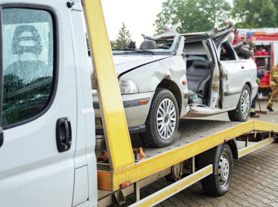 es dificil vender un coche averiado o siniestro total