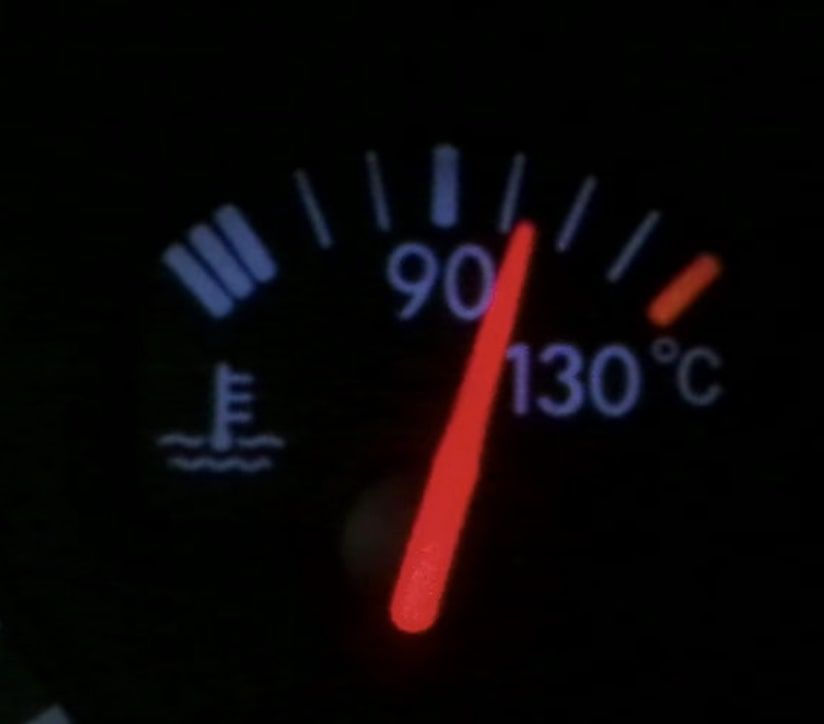 temperatura elevada del motor por calentamiento por no arreglar la junta de culata