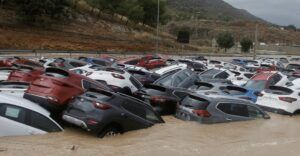 coche inundado dana